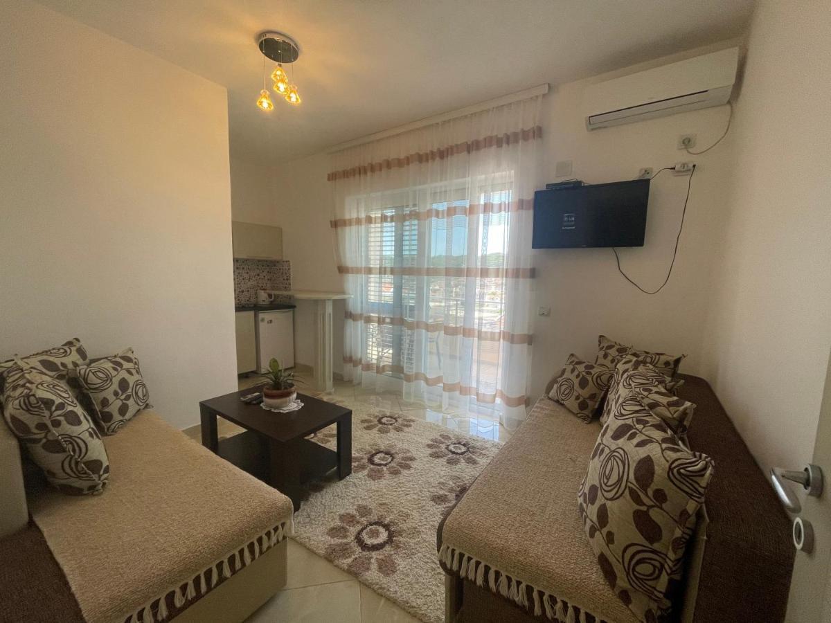 Queen Kodre Apartments Ulcinj Ngoại thất bức ảnh