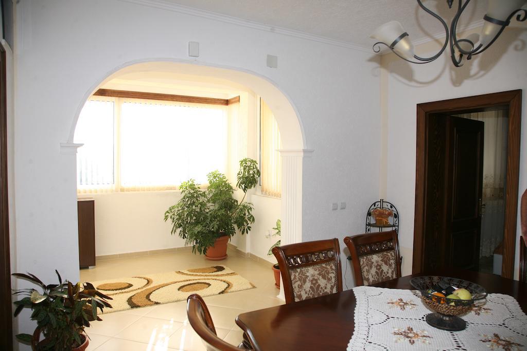 Queen Kodre Apartments Ulcinj Ngoại thất bức ảnh