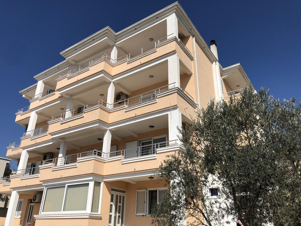 Queen Kodre Apartments Ulcinj Ngoại thất bức ảnh